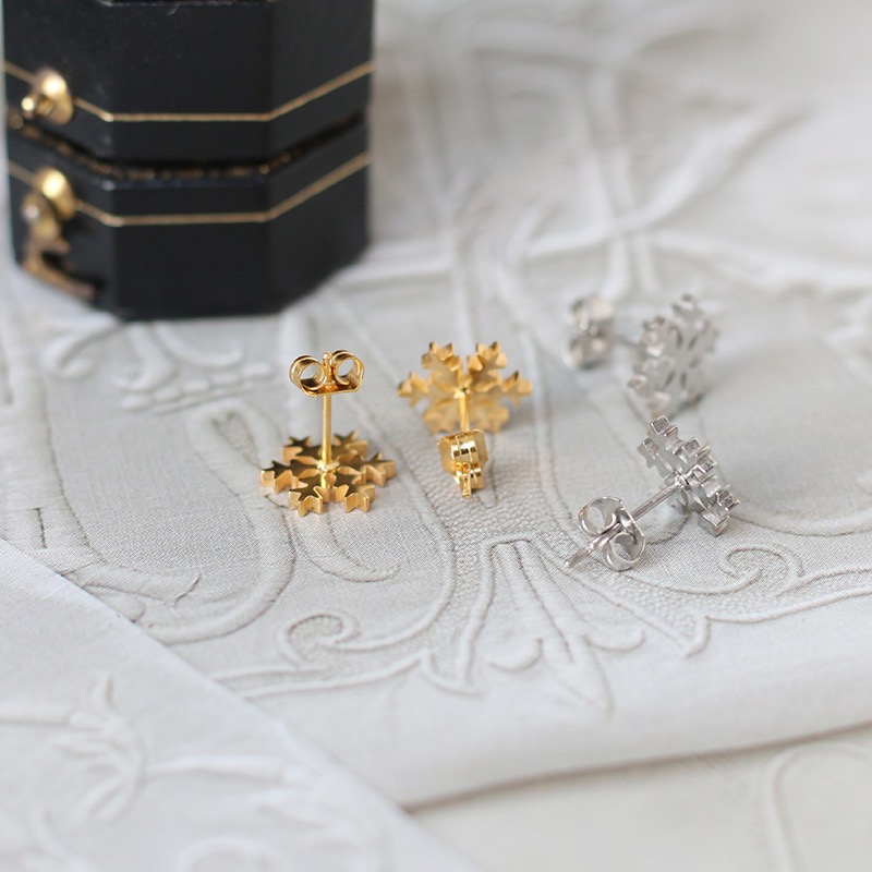 Edelweiss Ice Snowflake Earrings