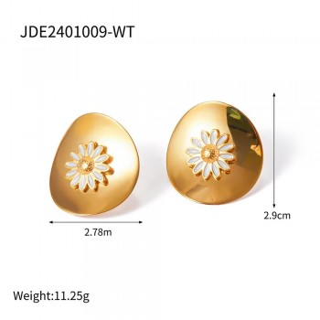 Stainless Steel Round Plate White Oil Dropping Daisy Earrings