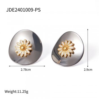 Stainless Steel Round Plate White Oil Dropping Daisy Earrings