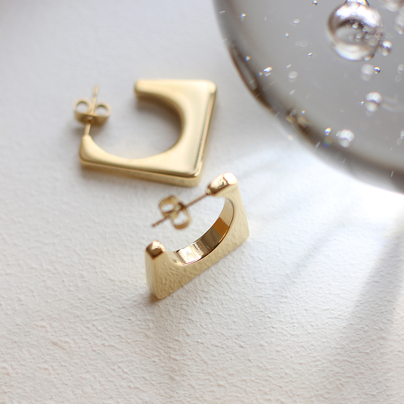 Geometric Trapezoid Earrings  