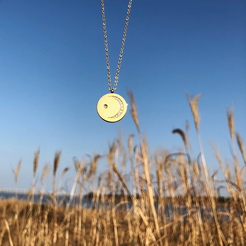 Star and Moon Micro Inlaid Sun and Moon Necklace  