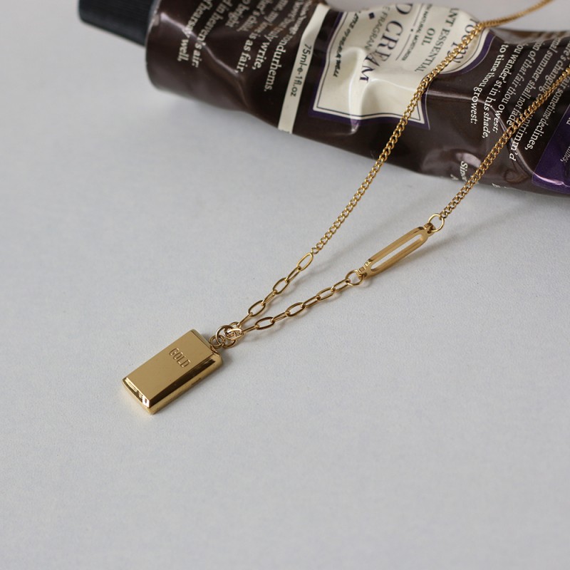 Gold Brick Small Gold Bar Diamond Necklace