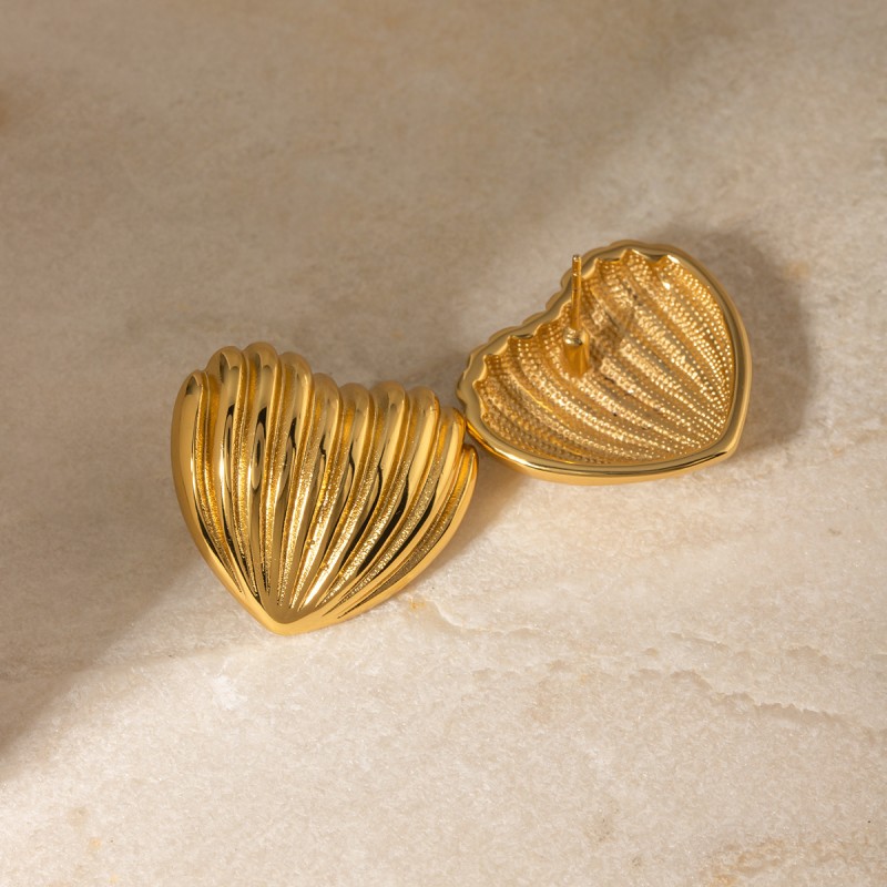 Stainless steel striped heart earrings 