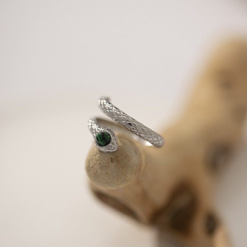 Charming Malachite Eye Snake Open Ring 