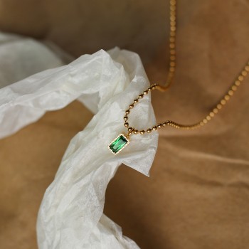 Light Luxury Compact Green Diamond Color Zirconium Square Round Bead Necklace Clavicle Chain 